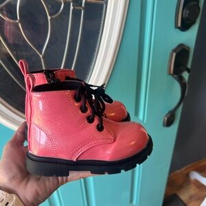 Kids boots